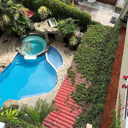 Hotel Quinta Maya Флорес Экстерьер фото
