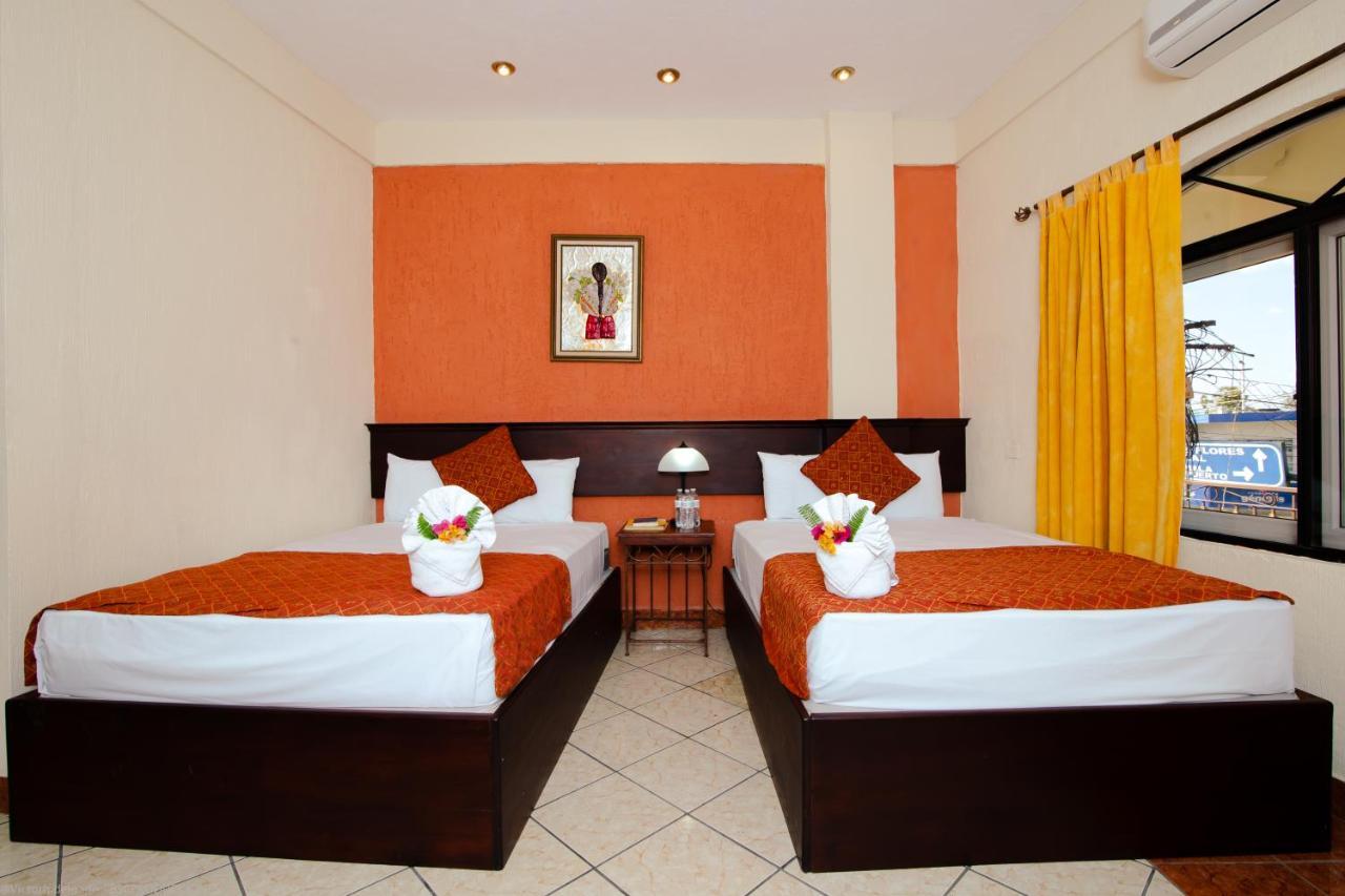 Hotel Quinta Maya Флорес Экстерьер фото