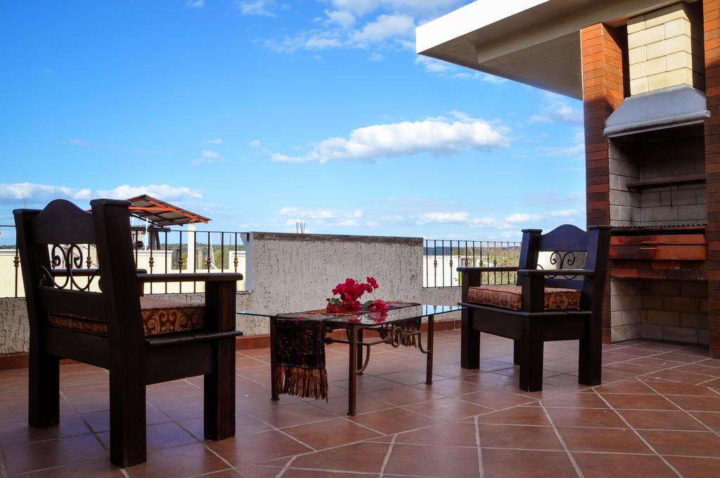 Hotel Quinta Maya Флорес Экстерьер фото